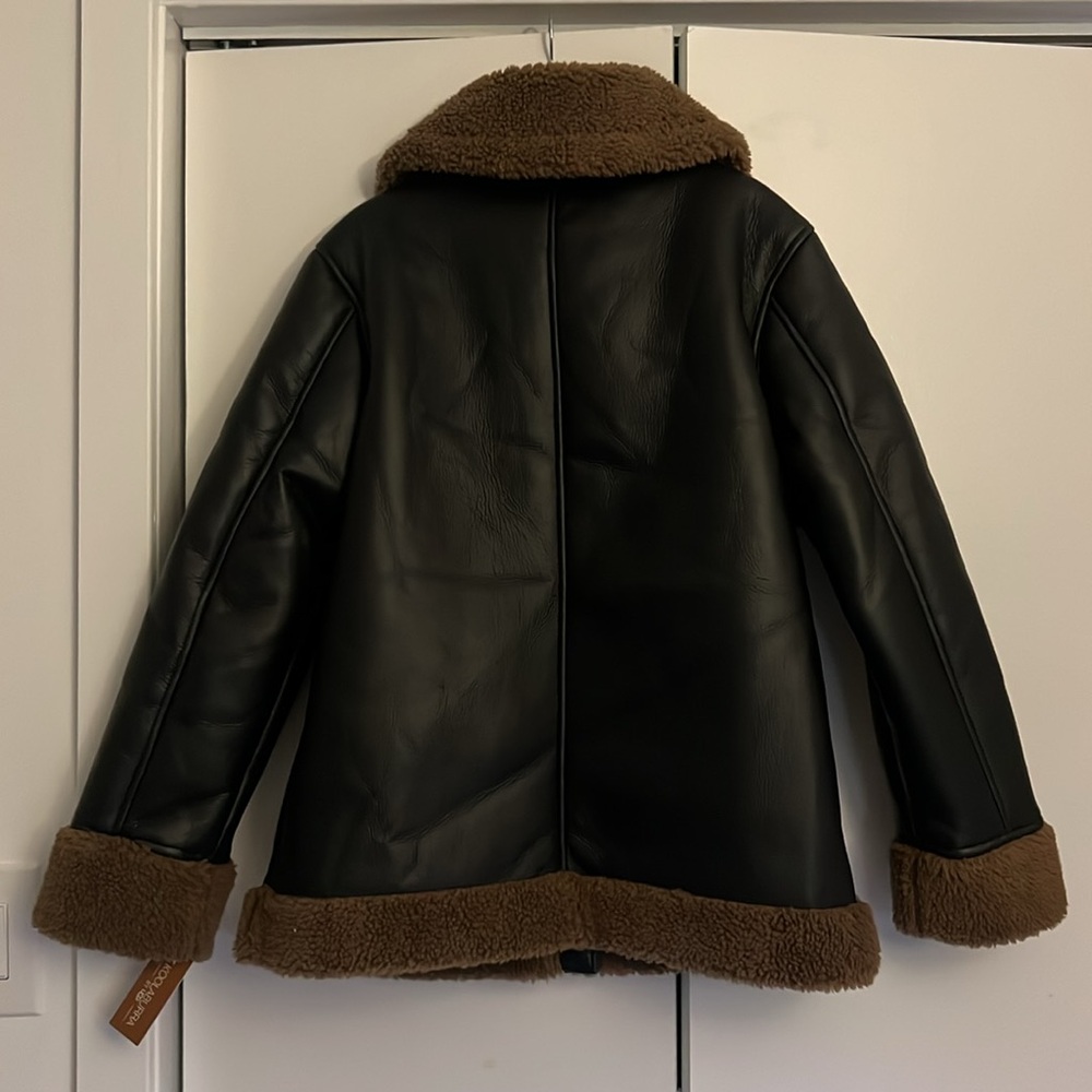 Koolaburra by Ugg Black Leather and Shearling Motorcycle Jacket Medium - Picture 4 of 4